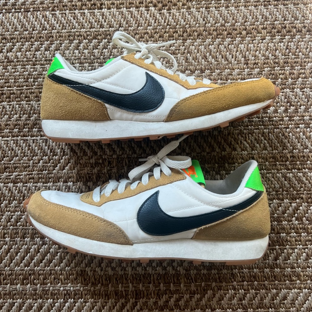 Nike Daybreak Sneakers